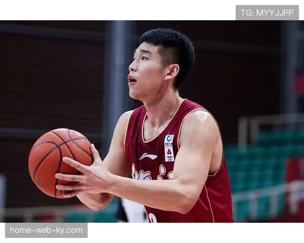 王浩然场均16.5分5.6篮板 从替补成长为球队核心